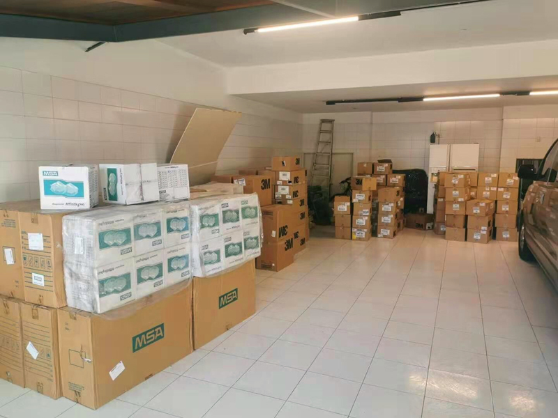 附件1 阿根廷經(jīng)參處集中的物資.jpg