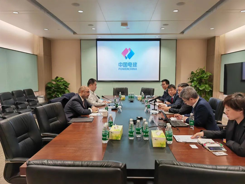 230325-梁軍會見阿聯酋馬斯達爾公司總監默罕默德·薩希 (2).jpg