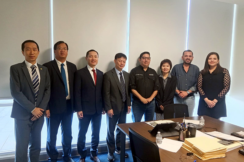 拜會能源部長合影.JPG