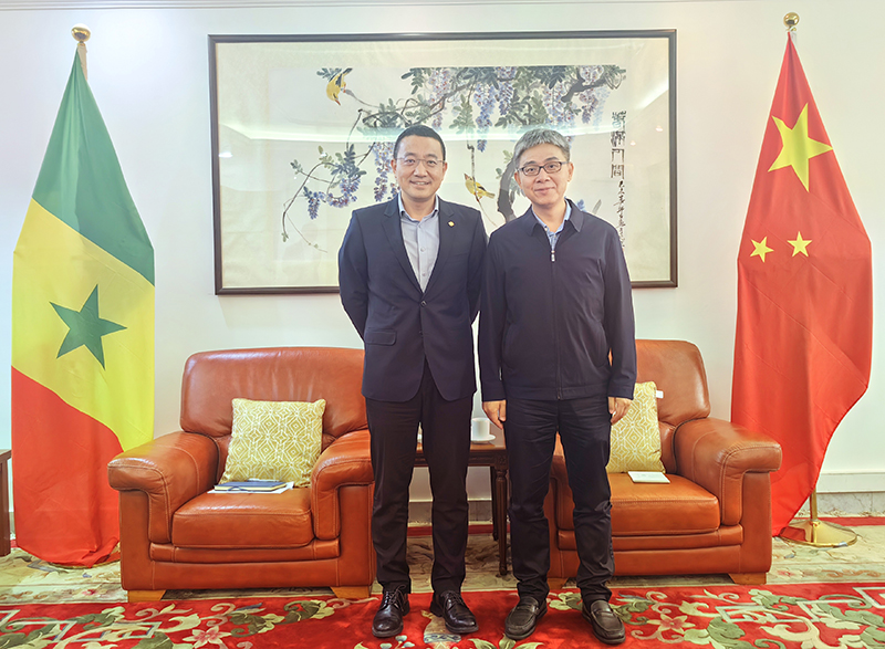 馬玉辛拜會(huì)中國駐塞內(nèi)加爾大使李志剛.jpg